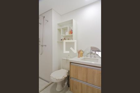 Banheiro da Suíte de apartamento para alugar com 2 quartos, 56m² em Limão, São Paulo