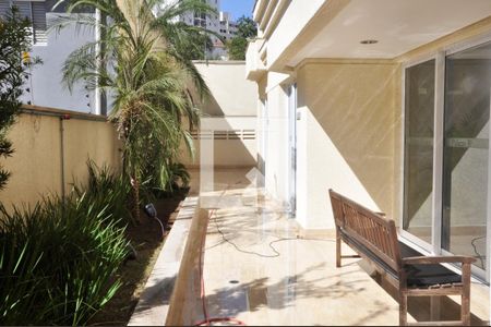 Apartamento à venda com 205m², 4 quartos e 4 vagasÁrea comum