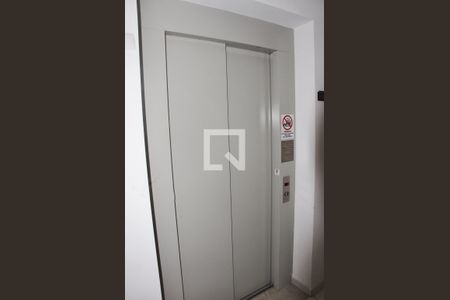 Apartamento à venda com 205m², 4 quartos e 4 vagasElevador