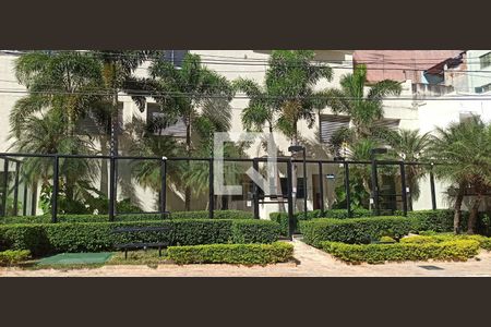 Apartamento à venda com 205m², 4 quartos e 4 vagasFachada da portaria