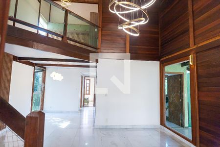 sala de casa de condomínio à venda com 3 quartos, 250m² em Vereda das Gerais, Nova Lima
