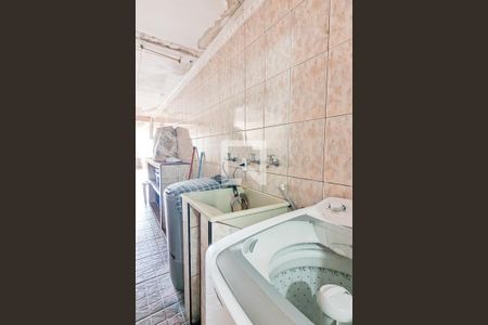 Casa à venda com 125m², 3 quartos e 3 vagas Casa à venda com 125m², 3 quartos e 3 vagasÁrea de serviço