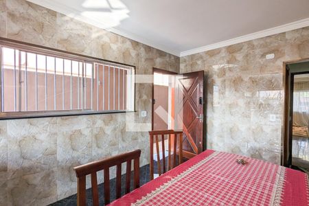 Casa à venda com 125m², 3 quartos e 3 vagas Casa à venda com 125m², 3 quartos e 3 vagasCozinha