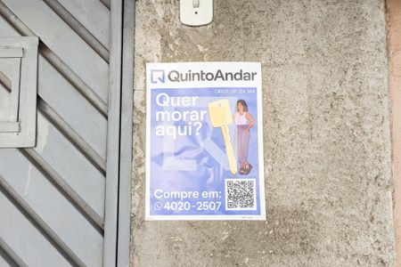 Casa à venda com 125m², 3 quartos e 3 vagas Casa à venda com 125m², 3 quartos e 3 vagasFachada