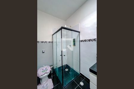 Casa à venda com 200m², 3 quartos e 1 vagaBanheiro