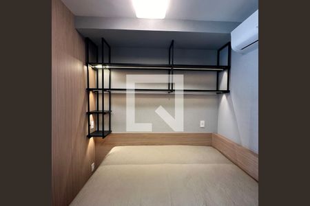 Studio - Quarto de kitnet/studio para alugar com 1 quarto, 24m² em Butantã, São Paulo