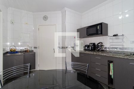 Apartamento para alugar com 113m², 3 quartos e 3 vagasCozinha