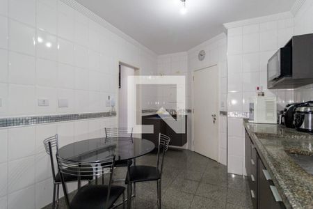 Apartamento para alugar com 113m², 3 quartos e 3 vagasCozinha