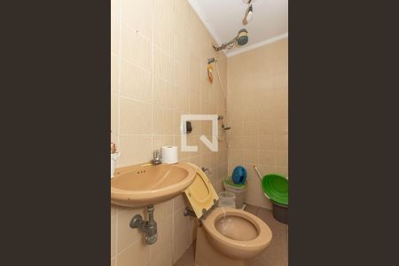 Apartamento para alugar com 160m², 3 quartos e 2 vagas Apartamento para alugar com 160m², 3 quartos e 2 vagasBanheiro de Serviços