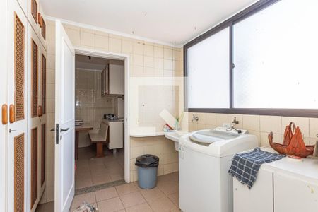 Apartamento para alugar com 160m², 3 quartos e 2 vagas Apartamento para alugar com 160m², 3 quartos e 2 vagasArea de Serviços