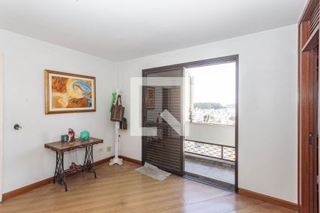 Apartamento para alugar com 160m², 3 quartos e 2 vagas Apartamento para alugar com 160m², 3 quartos e 2 vagasSuíte