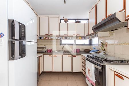 Apartamento para alugar com 160m², 3 quartos e 2 vagas Apartamento para alugar com 160m², 3 quartos e 2 vagasCozinha
