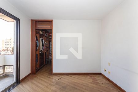 Apartamento para alugar com 160m², 3 quartos e 2 vagas Apartamento para alugar com 160m², 3 quartos e 2 vagasSuíte