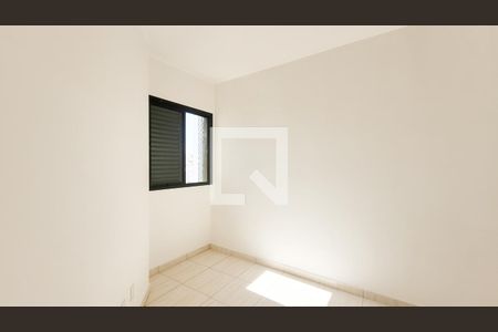 Quarto de apartamento à venda com 1 quarto, 50m² em Vila Itapura, Campinas