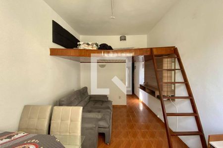 Studio para alugar com 21m², 1 quarto e sem vagaSala/Quarto