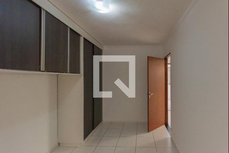 Apartamento à venda com 63m², 2 quartos e 1 vagaQuarto 2