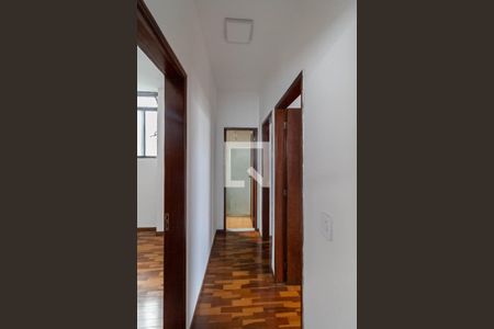 Corredor de apartamento à venda com 3 quartos, 84m² em Nova Suíça, Belo Horizonte