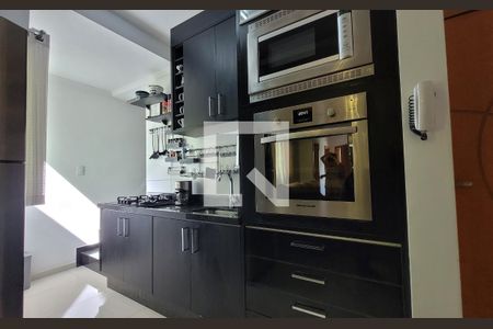 Apartamento para alugar com 98m², 2 quartos e 2 vagasCozinha