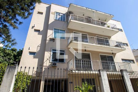 Apartamento à venda com 69m², 2 quartos e 1 vagafachada
