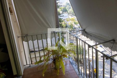 Apartamento à venda com 69m², 2 quartos e 1 vagaVaranda