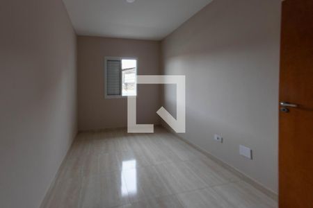 Quarto 2 de apartamento para alugar com 2 quartos, 44m² em Vila Alpina, São Paulo