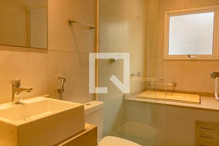 Casa à venda com 195m², 3 quartos e 2 vagas Casa à venda com 195m², 3 quartos e 2 vagasBanheiro 1