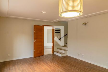 Sala de casa à venda com 3 quartos, 195m² em Vila Guarani (zona Sul), São Paulo