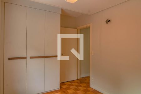 Quarto 1 de casa à venda com 3 quartos, 195m² em Vila Guarani (zona Sul), São Paulo