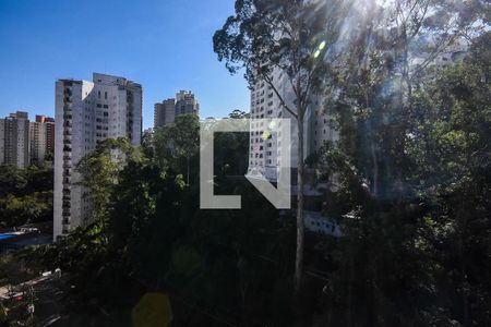 Vista de apartamento à venda com 2 quartos, 68m² em Morumbi, São Paulo