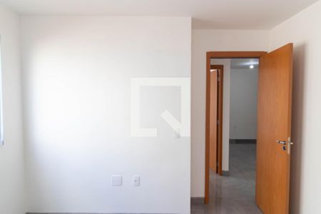 Quarto 01 de apartamento para alugar com 2 quartos, 40m² em Jardim Esmeraldina, Campinas