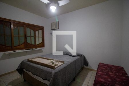 Suíte de casa de condomínio para alugar com 3 quartos, 189m² em Vargem Grande, Rio de Janeiro