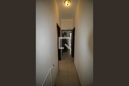 Corredor de casa à venda com 2 quartos, 270m² em Cocotá, Rio de Janeiro