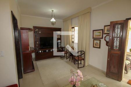 Sala de Estar de casa à venda com 4 quartos, 270m² em Cocotá, Rio de Janeiro