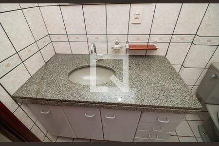 Apartamento para alugar com 121m², 3 quartos e 1 vaga Apartamento para alugar com 121m², 3 quartos e 1 vagaBanheiro da Suíte 1
