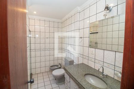Apartamento para alugar com 121m², 3 quartos e 1 vaga Apartamento para alugar com 121m², 3 quartos e 1 vagaBanheiro
