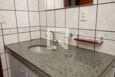 Apartamento para alugar com 121m², 3 quartos e 1 vaga Apartamento para alugar com 121m², 3 quartos e 1 vagaBanheiro da Suíte 1