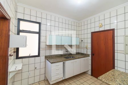Apartamento para alugar com 121m², 3 quartos e 1 vaga Apartamento para alugar com 121m², 3 quartos e 1 vagaCozinha - Armários