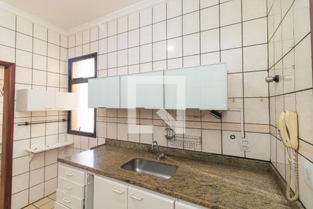 Apartamento para alugar com 121m², 3 quartos e 1 vaga Apartamento para alugar com 121m², 3 quartos e 1 vagaCozinha - Armários