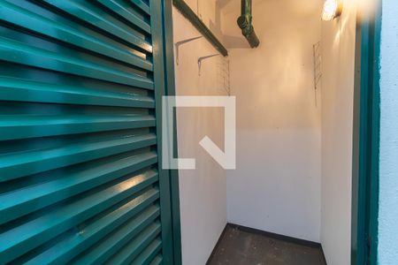 Apartamento para alugar com 121m², 3 quartos e 1 vaga Apartamento para alugar com 121m², 3 quartos e 1 vagaQuartinho para Objetos - Térreo