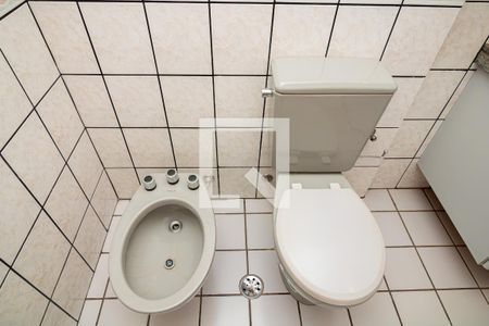 Apartamento para alugar com 121m², 3 quartos e 1 vaga Apartamento para alugar com 121m², 3 quartos e 1 vagaBanheiro - Detalhes