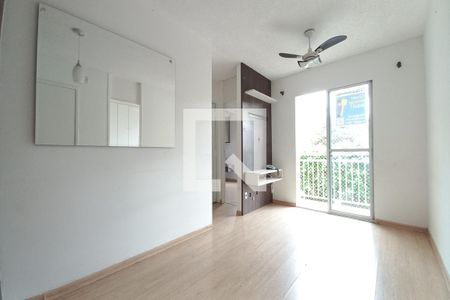 Sala de apartamento para alugar com 3 quartos, 49m² em Vila Marieta, Campinas