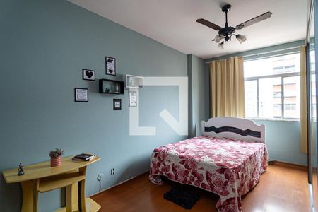 Apartamento à venda com 118m², 4 quartos e 1 vaga Apartamento à venda com 118m², 4 quartos e 1 vagaSuite