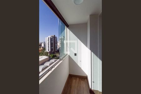 Sala 1 de apartamento à venda com 2 quartos, 135m² em Castelo, Belo Horizonte