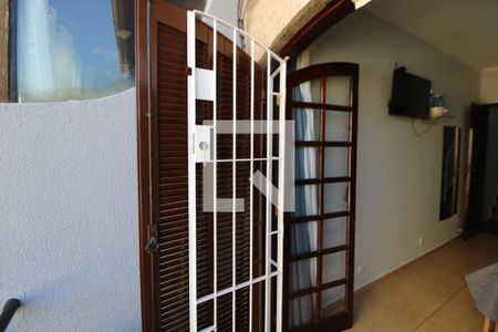 Casa à venda com 200m², 3 quartos e 4 vagasQuarto 1- Varanda