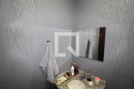 Casa à venda com 200m², 3 quartos e 4 vagasLavabo