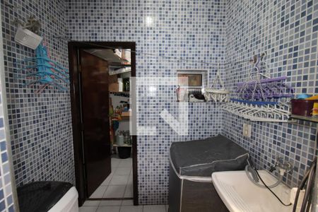 Casa à venda com 200m², 3 quartos e 4 vagasÁrea de Serviço