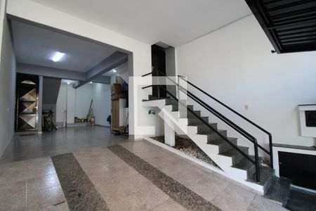 Casa à venda com 200m², 3 quartos e 4 vagasGaragem