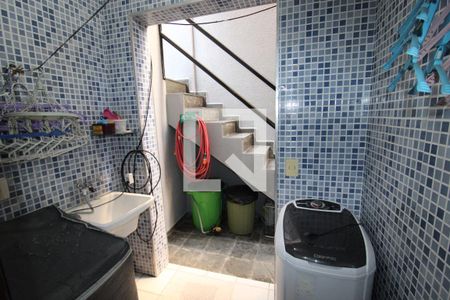 Casa à venda com 200m², 3 quartos e 4 vagasÁrea de Serviço