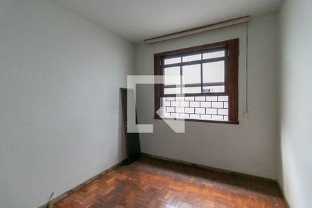 Casa à venda com 435m², 4 quartos e 3 vagas Casa à venda com 435m², 4 quartos e 3 vagasQuarto 3