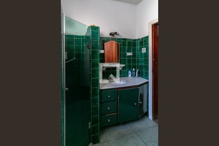 Casa à venda com 435m², 4 quartos e 3 vagas Casa à venda com 435m², 4 quartos e 3 vagasBanheiro